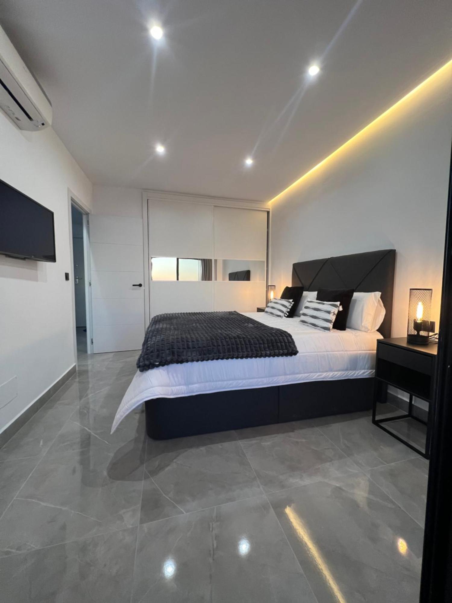 Apartamento Ronda III Fuengirola Ngoại thất bức ảnh
